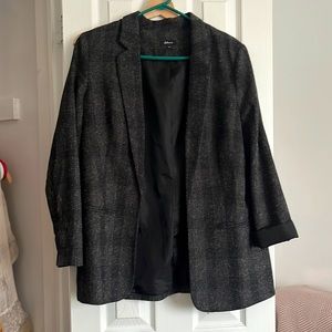 ✨2for20✨Reitmans gray and black blazer